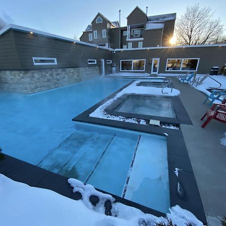 Condos Vacances Msa 2Ch Avec Piscine Et Spas Exterieurs Gratuits 4 Saisons!! Beaupré Екстериор снимка